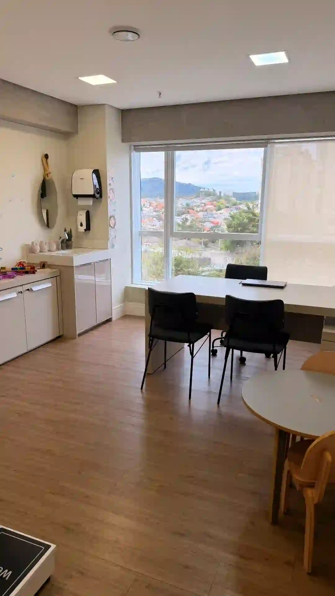 Sala 003 — Consultório Infantil